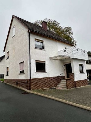 Charmantes, renovierungsbedürftiges Einfamilienhaus mit großem Garten