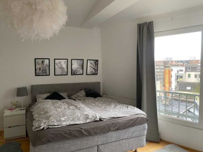 Hübsche, helle und gut geschnittene 2-Zimmer Wohnung mit herrlichem Ausblick