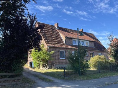 Ruhiger Wohnen im Grünen: Doppelhaushälfte mit Garten