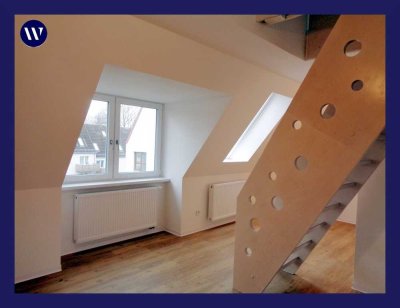 Individuelle Wohnung & Schlaf-Galerie, Einbauküche und Tageslichtbad, sichtbare Balken, Neubau 2021