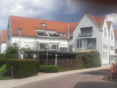 Helle 4-Zi.Whg. von Privat