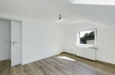 Exklusive 3-Zimmer-Dachgeschosswohnung in Landshut