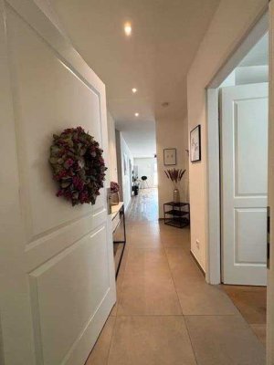 ° JAKOBSHOF ° - Einmalige Gelegenheit zur Miete: Penthouse im Innenhof (2 Stellplätze möglich)