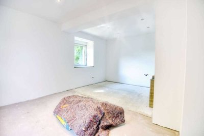 Teilrenoviertes EFH mit Potential | Top Lage an den Toren Hüttenfelds | Stellplatz inkl.