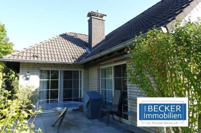 Osterath: Freist. EFH ca. 217m² WNF, Bj. 1988 - ca. 522 m² Grdst. – Kamin * 2 Garagen