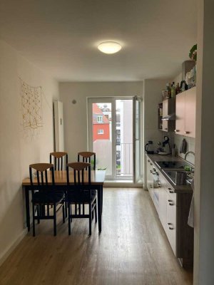 Moderne 2-Zimmer-Wohnung in Top-Lage - Helle Räume, Balkon und ausgezeichnete Anbindung