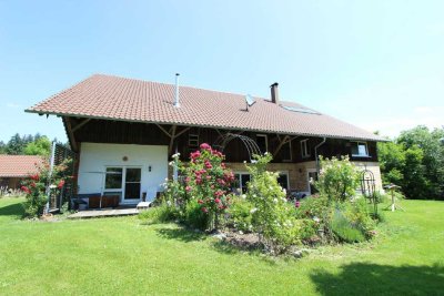 Wunderschönes Landhaus in Traumlage auf über 4.500 qm Grund mit ca. 400 qm toll ausgebauter Wo