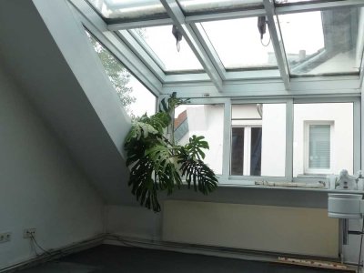 **** Dachstudio, 94 m²,  Ausbau a. Wunsch, DA-Martinsviertel ****