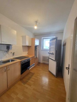 3-Zi.-Whg. 70qm mit Balkon + Keller