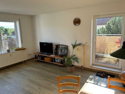 Exklusive, modernisierte 2-Raum-Penthouse-Wohnung mit gehobener Innenausstattung mit EBK in Augsburg