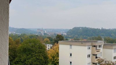 Genießen Sie den Burgblick von Ihrem Balkon aus