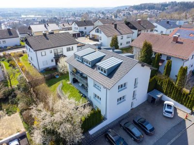 Deggendorf: Mod. 4-Familienhaus in ruhiger Aussichtslage am "Himmelreich"
