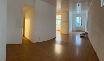 Attraktive 5-Zimmer Wohnung in Darmstadt-Mitte