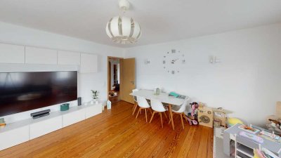 Großzügige 3-Zimmer-Wohnung mit Südbalkon – stilvoll wohnen in Altbauvilla in Weilheim/Teck