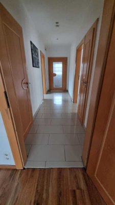 Preiswertes, gepflegtes 7-Zimmer-Haus in Celle