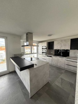 Exklusive Maisonette: Ihr Wohntraum auf 200qm im Zentrum Sindelfingens