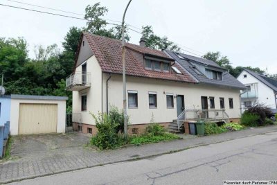 Das eigene Häuschen am plätschernden Bach
