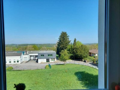Freundliche und modernisierte 3-Zimmer-Wohnung mit geh. Innenausstattung mit Balkon in Sprockhövel
