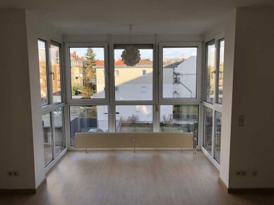 Helle 1-Zimmer Wohnung im 2. OG mit Aufzug in Karlsruhe Oststadt