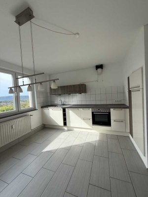 In Boelerheide – Renovierte Wohnung mit Balkon & EBK zu vermieten