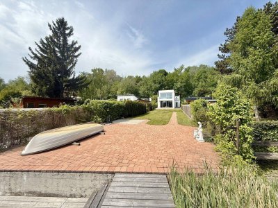 NEUWERTIGES Haus am See - Direkter Seezugang - Ziegelmassiv - BJ 2022 - ca. 574m² Pachtgrund - ca. 168m² NFL - 4 Zimmer - 2 Bäder - KLIMA - Balkon und Terrasse - neuwertige Einbauküche - große Doppelgarage