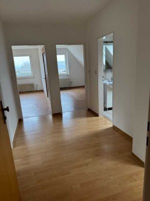 Schöne 3-Zimmerwohnung im DG in Bergen OT Offen