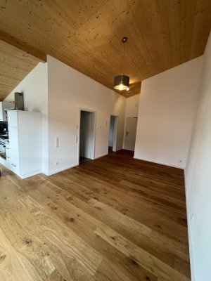 Helle 2-Zimmer Neubauwohnung mit Balkon