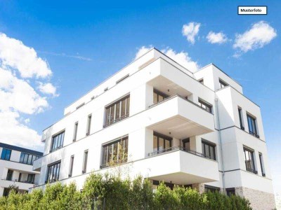 Provisionsfrei Mehrfamilienhaus in 66119 Saarbrücken, Pfälzer Str.