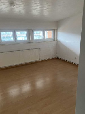 Ansprechende 3-Zimmer-Wohnung über 2 Stockwerke in Hannover Vahrenwald