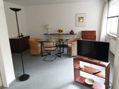 Helle möblierte 2-Zimmer Wohnung mit Balkon
