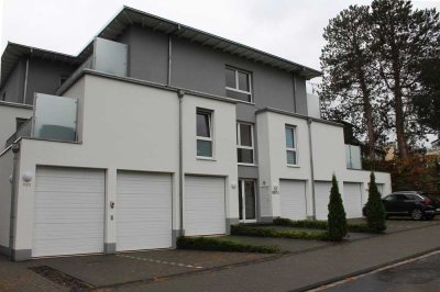 Frechen-Königsdorf - 3-Zimmer-Wohnung mit 106 m² und großem Balkon