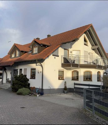 Großes und gepflegtes 7-Zimmer-Haus mit gehobener Innenausstattung in Nagold