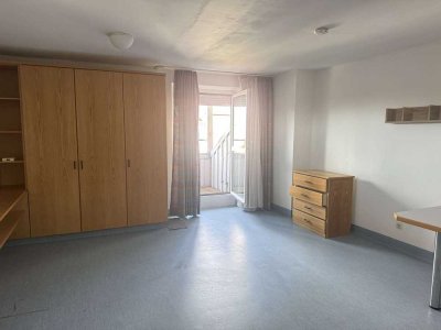 Dachgeschoss 1-Zimmer-Wohnung mit Balkon in Bad Füssing!