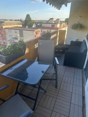 Exklusive 4-Raum-Wohnung mit gehobener Innenausstattung mit Einbauküche in Edingen-Neckarhausen