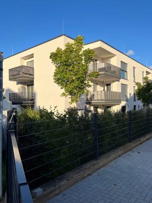 Neuwertige 3-ZW mit hochwertige Ausstattung und integriertem Energiesystem