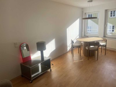 Hochwertig sanierte und möblierte helle 2-Zimmer-Wohnung in Premiumlage - Türkenstraße / Maxvorstadt