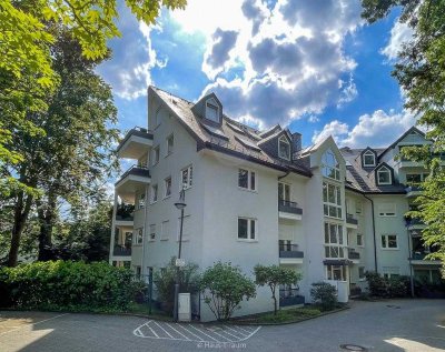 ++Ruhe, Sonne, Stadtmitte++
Kurpark und Geschäfte zu Fuß erreichbar. Aufzug, TG-Platz, großer Balko