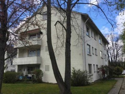 Rundum wohlfühlen: gemütliche 3 Zimmer-Wohnung mit Balkon