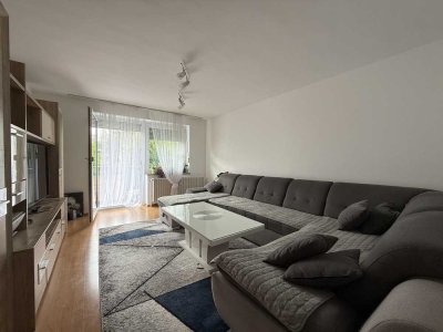 Hell & gepflegt! Großzügige 3-Zi-EG mit Balkon in zentraler Lage