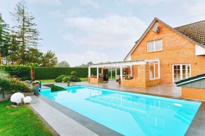 Sehr großzügiges Einfamilienhaus mit Pool in Tespe