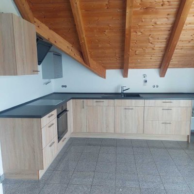 Schöne 3-Zimmer-Wohnung mit EBK und Balkon in 85293, Reichertshausen