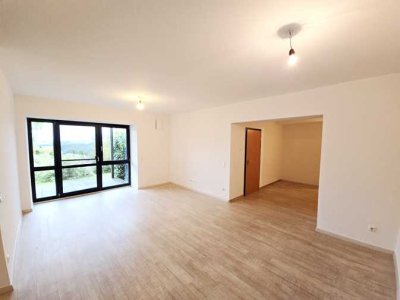 Geräumige Wohnung in Merzkirchen - Portz