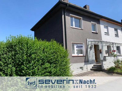 Doppelhaushälfte in Ein/-Zweifamilienhaus-Siedlung