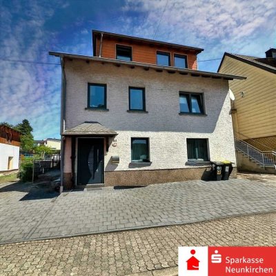 Solides Mehrgenerationenhaus in ruhiger Lage von Hüttigweiler