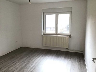 Moderne 3-Zimmer-Wohnung mit großem Balkon