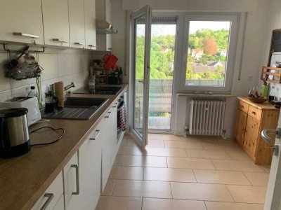 Neuwertige 4-Raum-Wohnung mit Balkon in Sinzig
