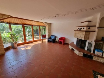 Großzügiges Reiheneckhaus mit Garage