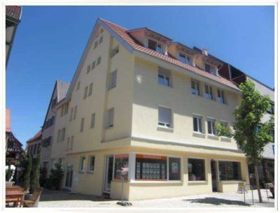 Gemütliche Innenstadt Wohnung mit EBK und Dachterrasse!