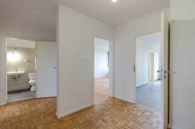 Leerstehende 3-Zimmer Eigentumswohnung mit Balkon |Groß-Buchholz | Renovierte