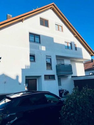Schöne helle 3 Zimmer Maisonette-Wohnung mit 97,59 qm in Laichingen